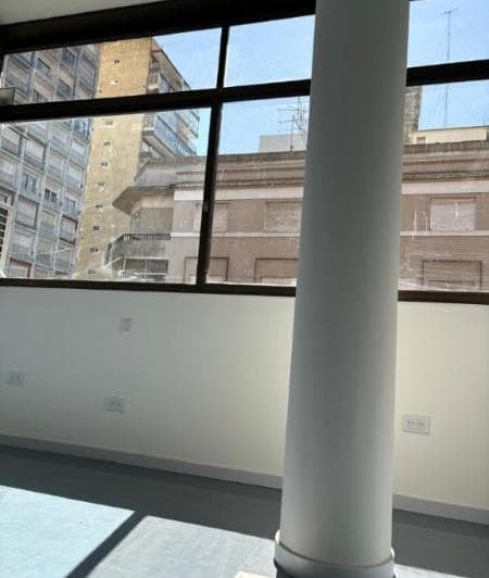 Oficina en Venta - Totalmente Reciclada a La Calle - Zona Centro - 3