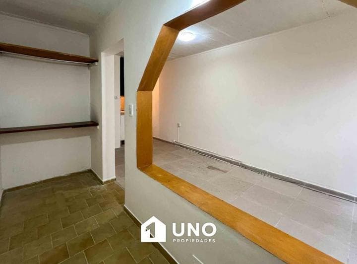 Monoambiente Interno con Patio y Quincho con Parrillero Cerca de La Siberia. - 5