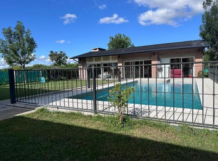 Exc Casa Vta 3 Dorm Pileta Climatizada Gge El Aybal - 3