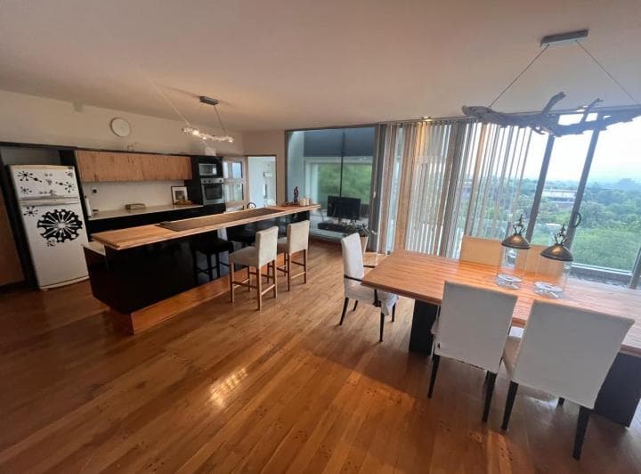 Impactante Casa en Venta - 4