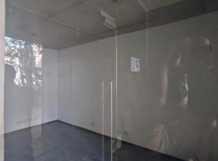 Local Comercial en Barrio Lourdes - 3