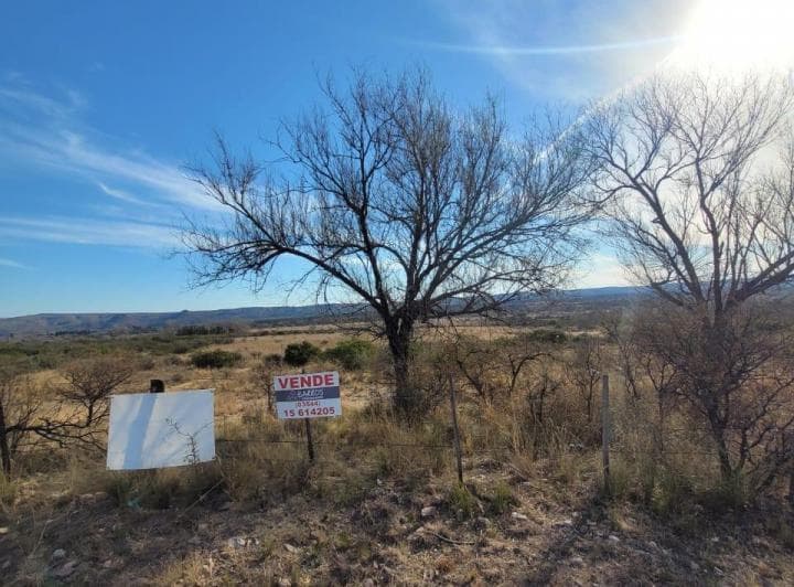 Terreno en Venta en Nono - 3
