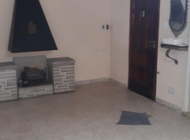 Casa en Venta con Cochera Nuevo Valor - 2