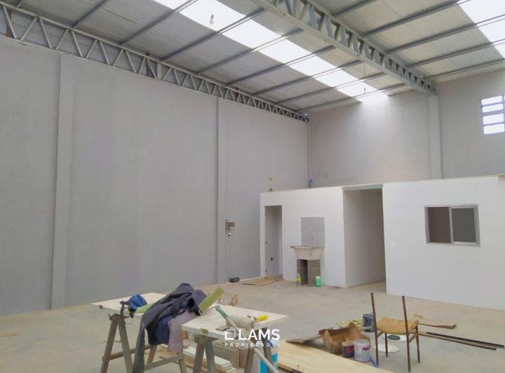 Galpón en Venta - Zona Regional - 3