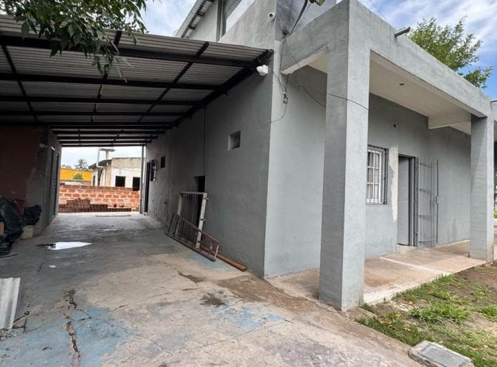 Venta Casa con Local Francisco Álvarez - 4