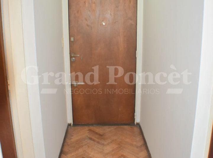 Venta Monoambiente con Balcón Frances - 3