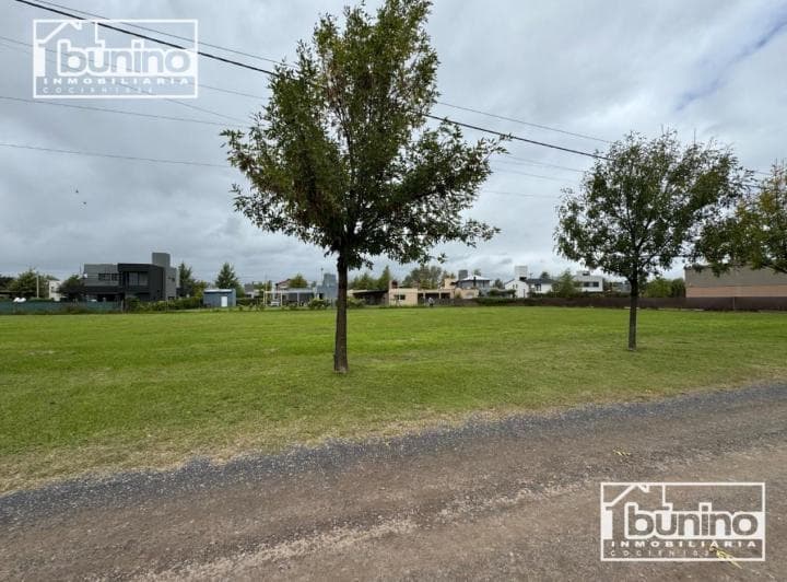 ¡Oportunidad! Terreno en Venta en "Las Casuarinas" Barrio Cerrado - Ibarlucea - 3