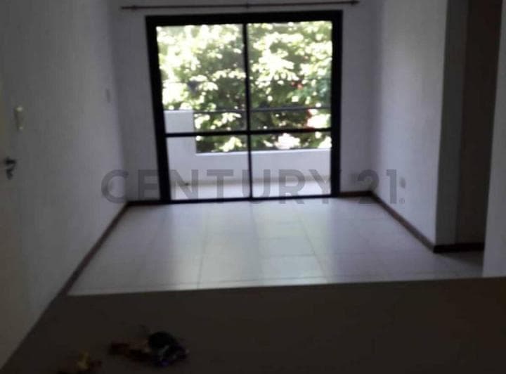 Venta de Departamento 2 Dorm con Patio en La Plata - 3
