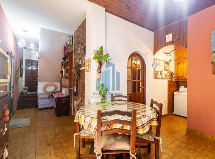 Venta Chalet 5 Ambientes con Cochera en Sarandi - 5