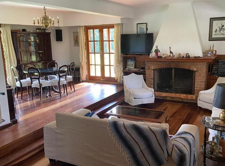 Venta Casa de 4 Dorm. en Calle 132bis y 417, Villa Elisa, La Plata - 2