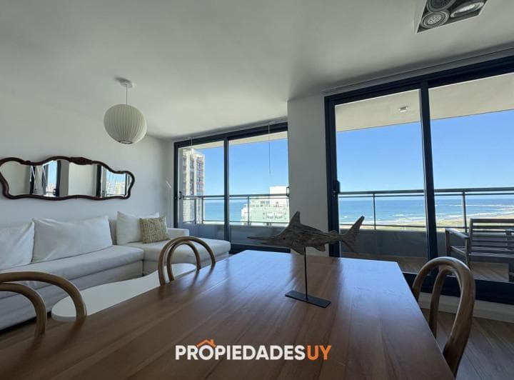 Apartamento en Venta 2 Dorm. Edificio Nuevo con Servicios - 2