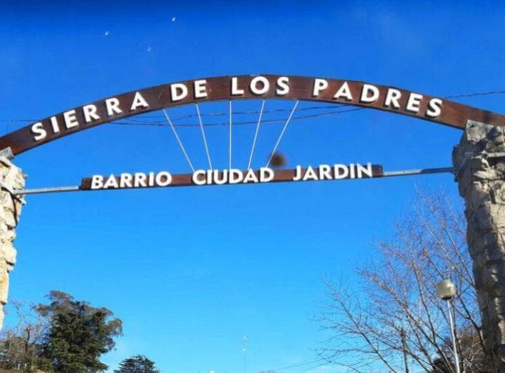 Terreno en Venta en Sierra de Los Padres, Sobre Asfalto. - 5