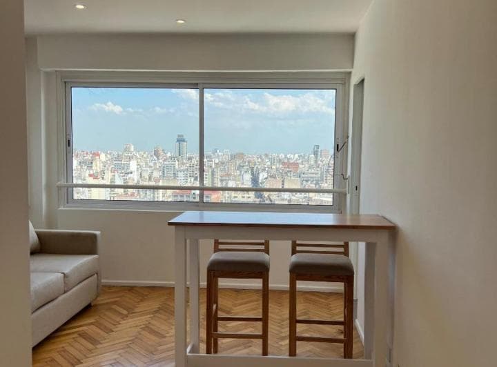 Piso 19 Vista Abierta - Larrea Esq. Córdoba - Impecable - 2