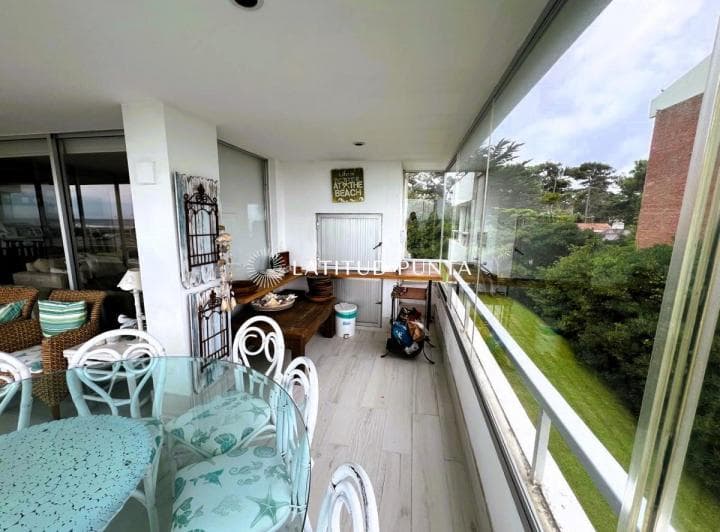Apartamento en Brava, 3 Suites Más Dependencia - 3