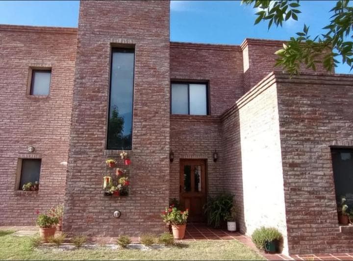 Gran Oportunidad Casa a La Laguna Barrio San Francisco, Villanueva - 2