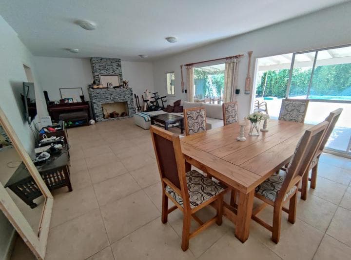 Casa 3 Dorm. Venta en San Isidro Labrador, Villa Nueva - 2