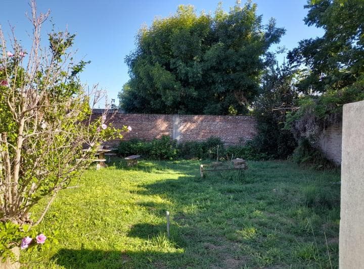 En Venta Vivienda Multifamiliar Casa y Depto 3amb en Jauregui, Luján - 2