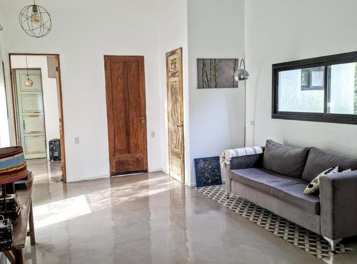 Casa en Venta Sobre Lote de 1.800 m² en Chacras del Ocho, Al Lado de Pilará - 3