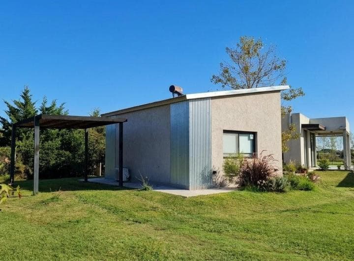 Casa en Venta Sobre Lote de 1.800 m² en Chacras del Ocho, Al Lado de Pilará - 2