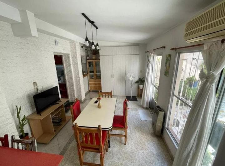 Casa 3 Amb con Cochera Patio y Terraza - 2