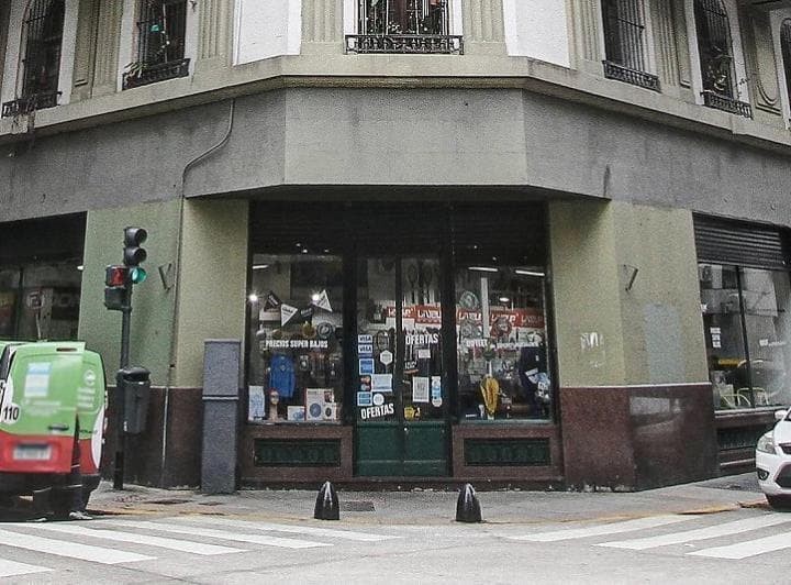 Excelente Local en Venta en Monserrat Sobre Venezuela Esquina Piedras - 3