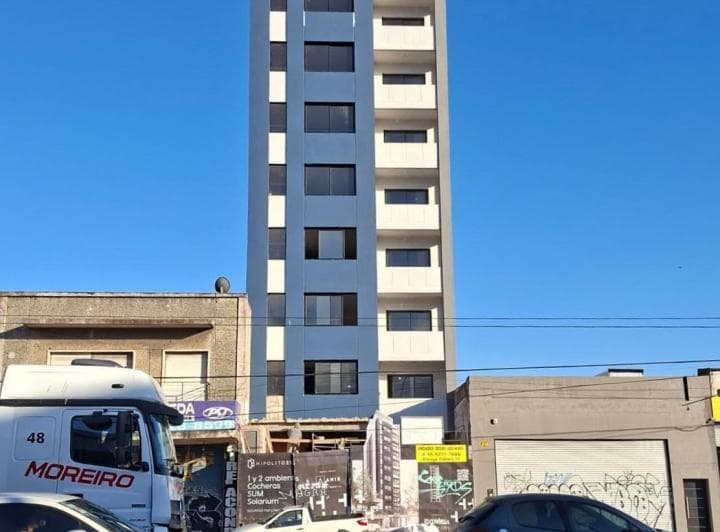 Hipolito Yrigoyen 2123 - 2