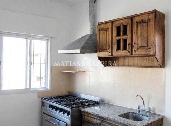 Casa 2 Ambientes. | Juan a Maza 1347 - 2
