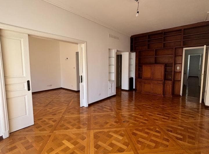Impecable Edificio Frances 4 Dorm Corazon de Recoleta - 5