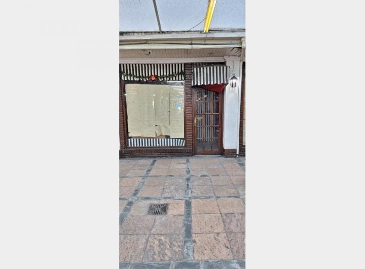Local a La Calle en Alquiler en Ramos Mejia - 2