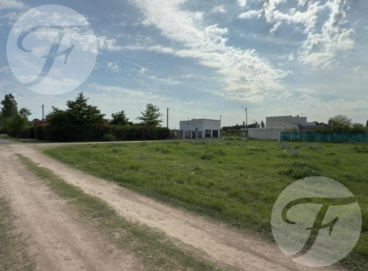 Venta de Terreno Para Vivienda Familiar - Barrio Escorial de San Pedro - 5