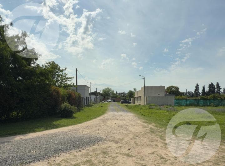 Venta de Terreno Para Vivienda Familiar - Barrio Escorial de San Pedro - 2