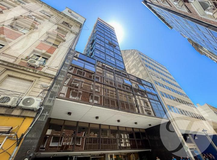 120 m² de Oficina en Piso Alto con Cocheras – Microcentro - 4
