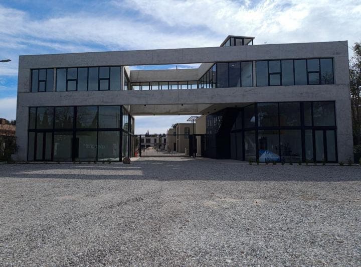Oficina en Venta - Funes - 2