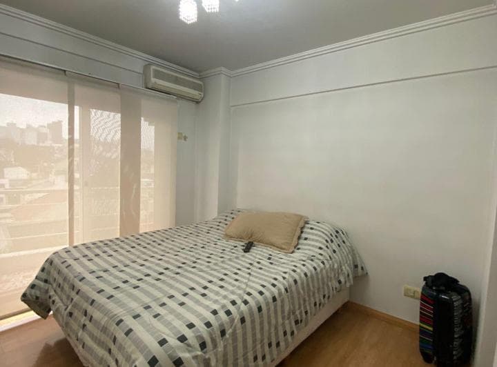 Venta Piso de 100 m², 4 Ambientes con Cochera y Balcones - 5