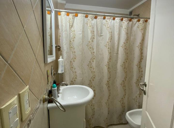 Venta Piso de 100 m², 4 Ambientes con Cochera y Balcones - 3