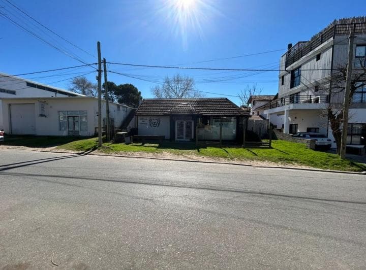 Venta de Local en Pinamar - 2
