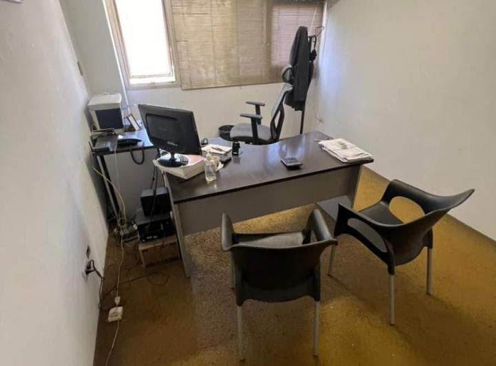 Venta Oficina con Cochera en Centro Edificio Sirio Libanes - 2