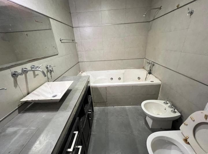 Oportunidad Venta Casa con Galpón Brandsen y Av Champagnat - 5