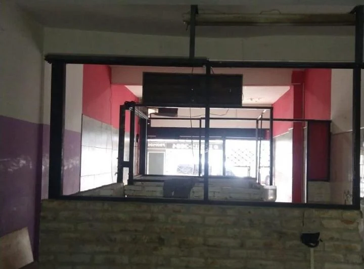 Local Comercial Sobre Av San Martin. - 5