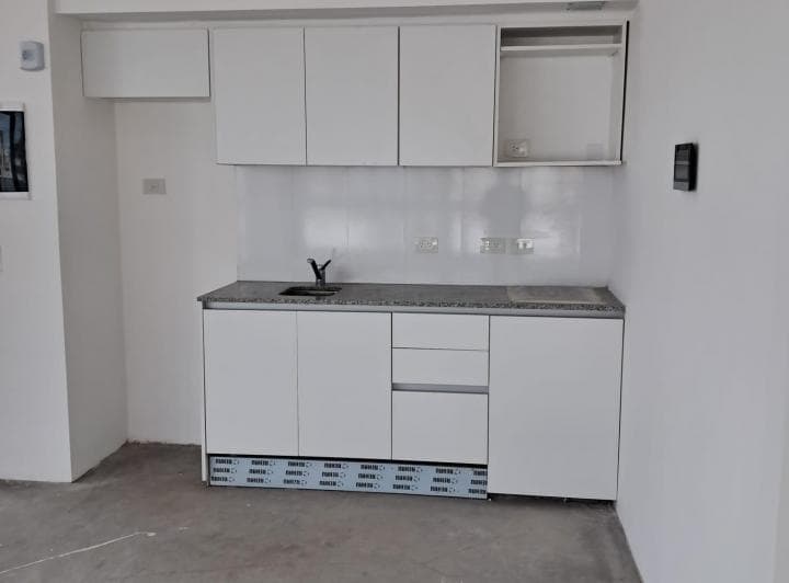 Retasado - Depto. Apto Profesional con Amenities a Estrenar con Terraza. Plaza San Martín - 3