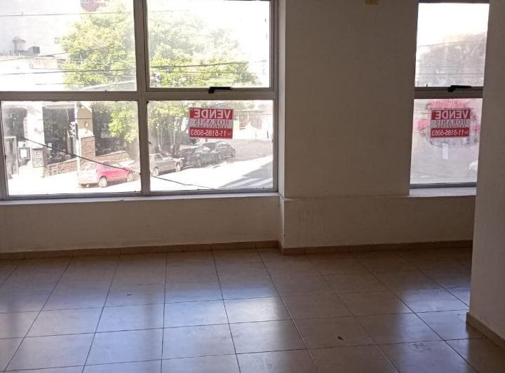 Oficina en Venta o Alq | Corrientes y Frias | 2 Cocheras Opcionales - 3