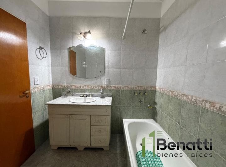 Cada 3 Amb Todo en Pb Alquiler con Patio, Terraza, Cochera - 5