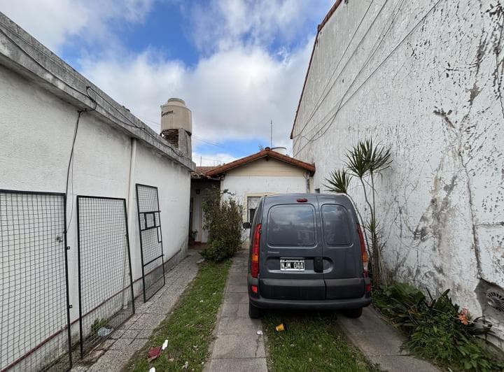Terreno Apto Duplex. R2. Olivos. - 5