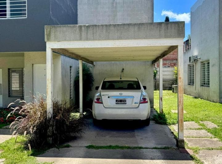 Casa en Venta - Adrogué (Complejo Los Jardines) - 2