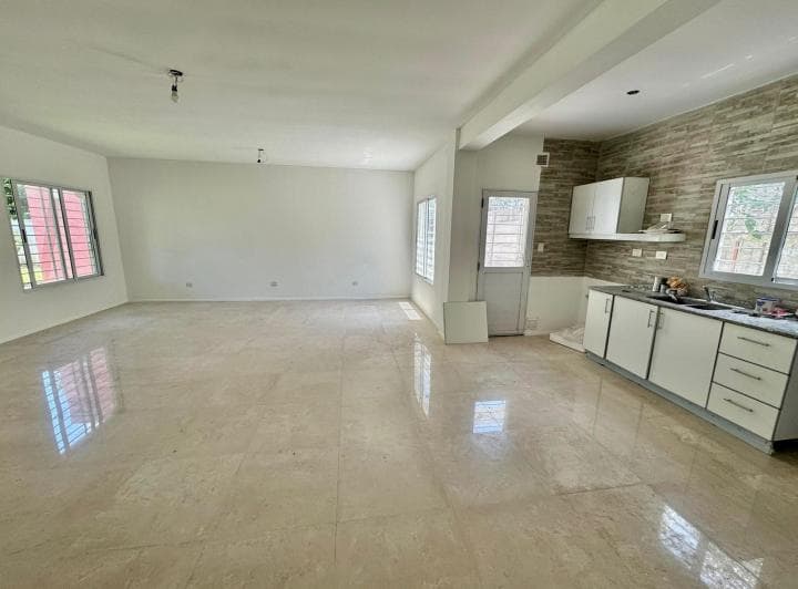 Casa en Venta - Adrogué (Complejo Los Jardines) - 5