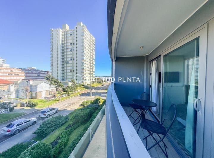 Apartamento en Mansa, 1 Suite Más Toilette - 4