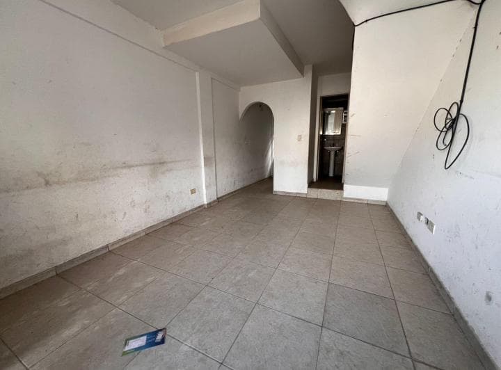 Duplex 3 Ambientes con Patio // Famailla 396 - 4