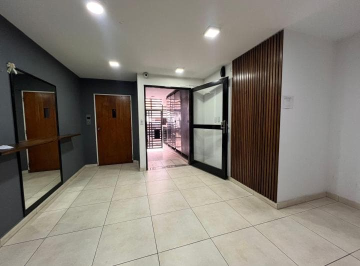 Depto 2 Ambientes con Patio // Jose Ingenieros 3713 - 4