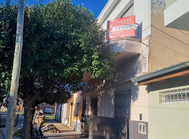 Dto 3 Ambientes Zona Villa Ballester Primer Piso por Escalera - 4