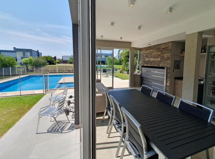 Venta Casa 6 Amb a La Laguna Barrio Cerrado Nuevo Quilmes, Don Bosco - 4